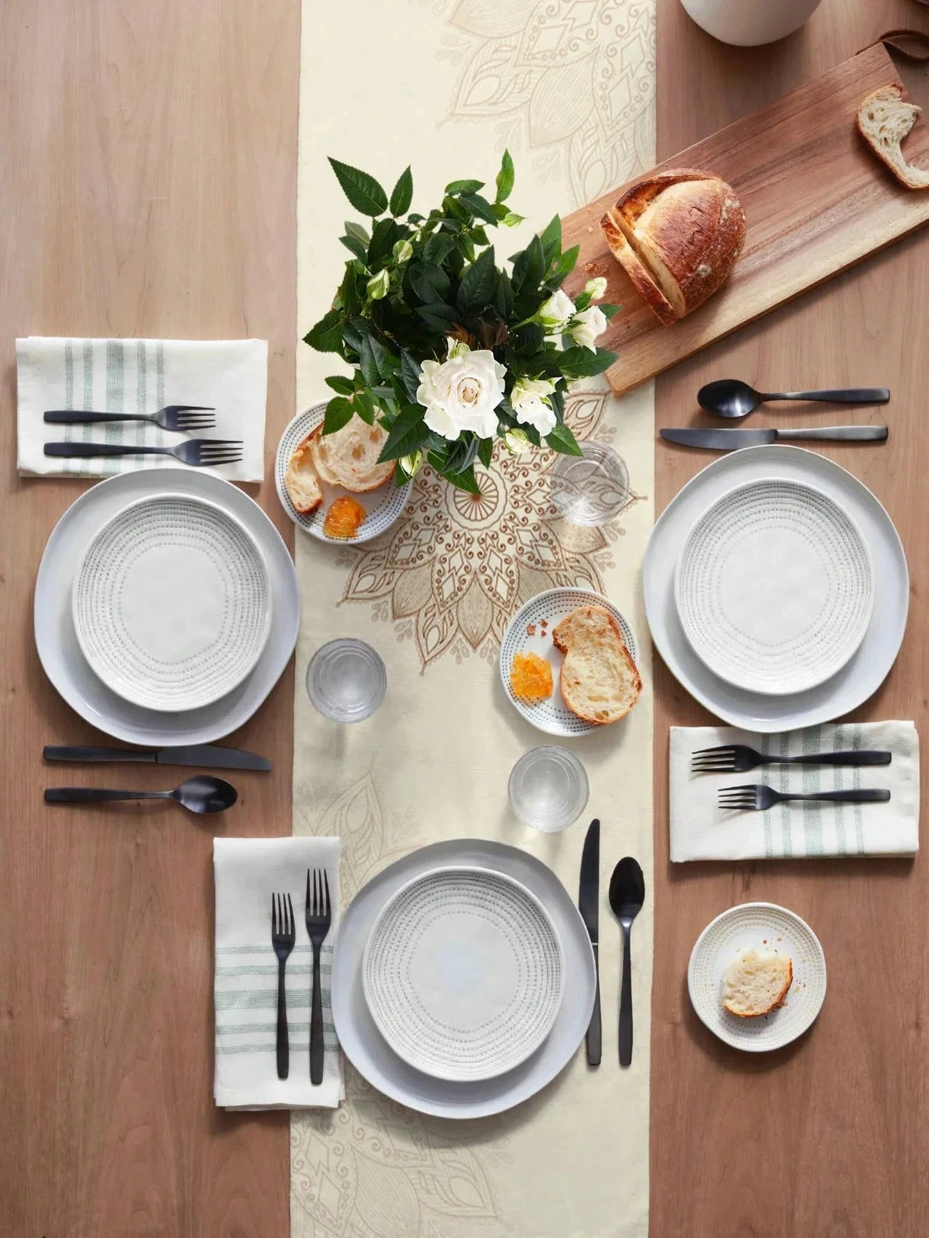 1 Mandala Table Runner Boho Style Floral Pattern Table Decor For Dining Table Kitchen Bohemian Decoration Elegant Design Durable