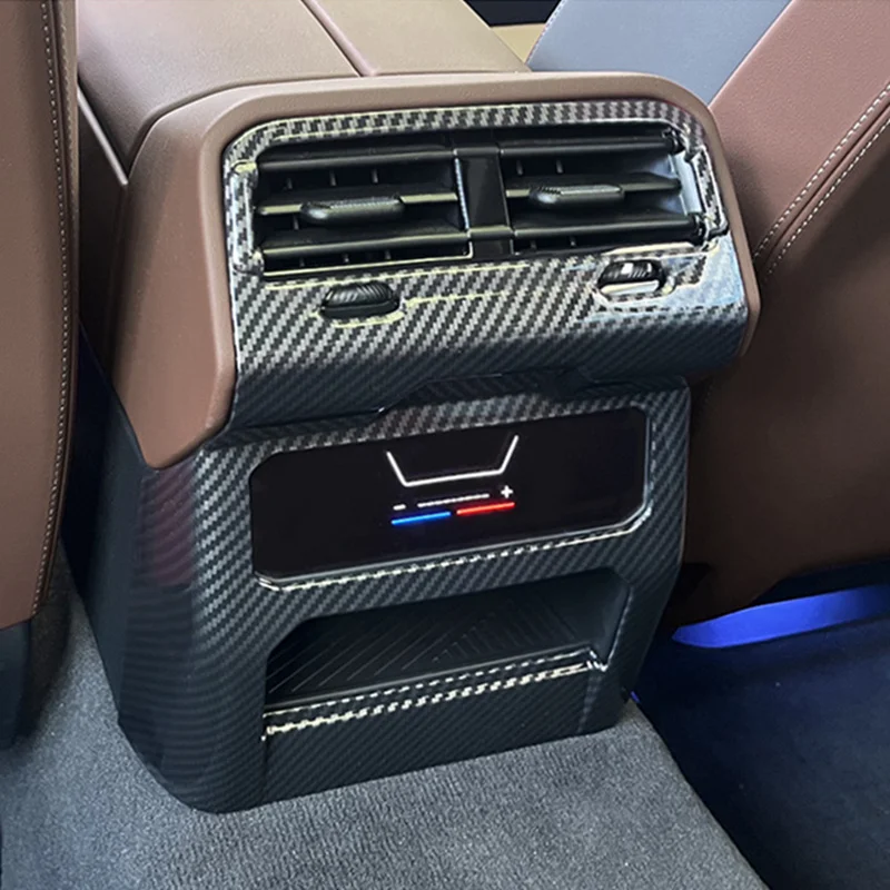 لسيارات BMW 5 Series i5 G60 2024-2025 غطاء مزخرف لفتحة الهواء الخلفية لمكيف الهواء الخلفي وسادة ركلة نمط ألياف الكربون