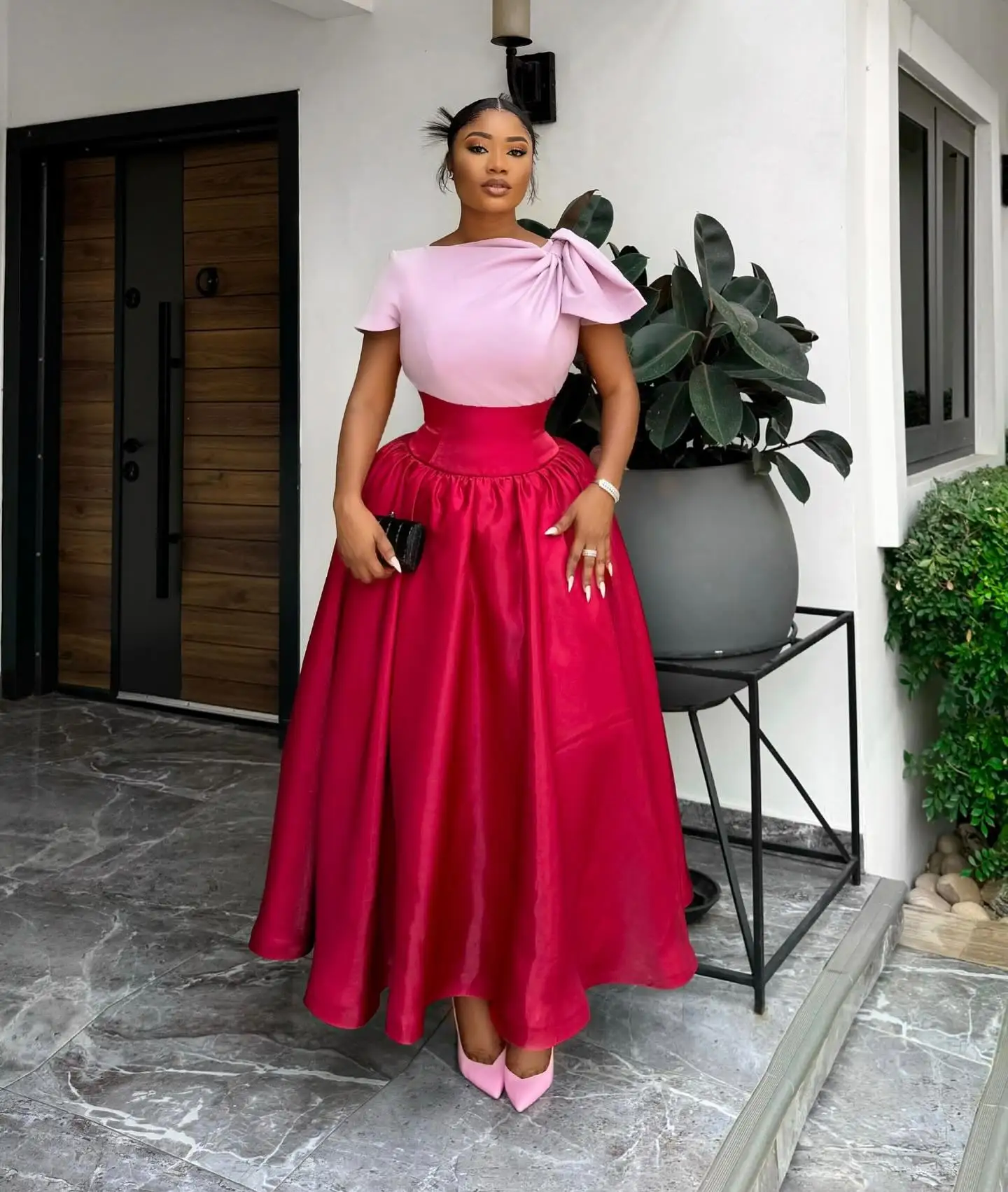 Abiti da ballo africani in raso extra gonfio Abito da festa lungo formale in taffettà drappeggiato alla moda Nuovi abiti da celebrità in raso di vendita calda