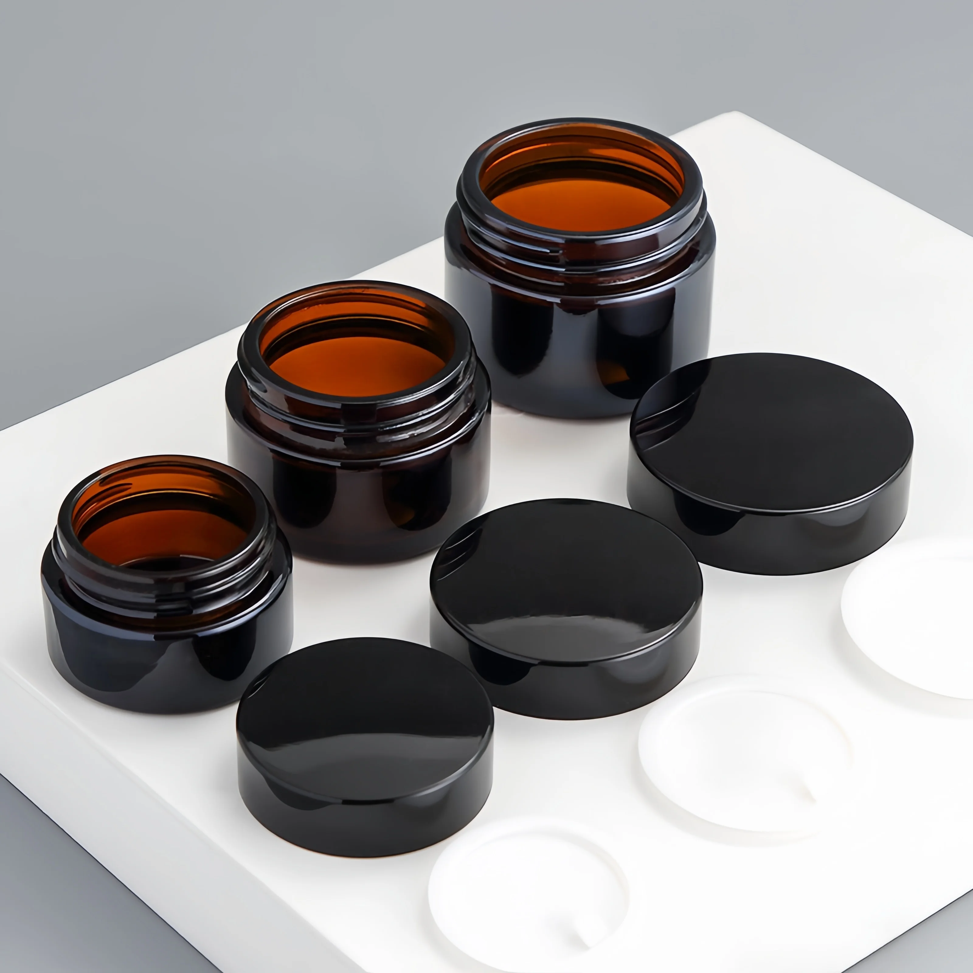 10pcs Thick Round Amber Glass Jars Pot Portable Face Cream Jars Travel Body Cream Refillable Makeup Sample Cosmetics Container