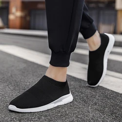 Fujeak oddychające obuwie buty do biegania dla mężczyzn Plus Size wygodne mokasyny ultralekkie Casual dla mężczyzn trampki Zapatos de Hombre