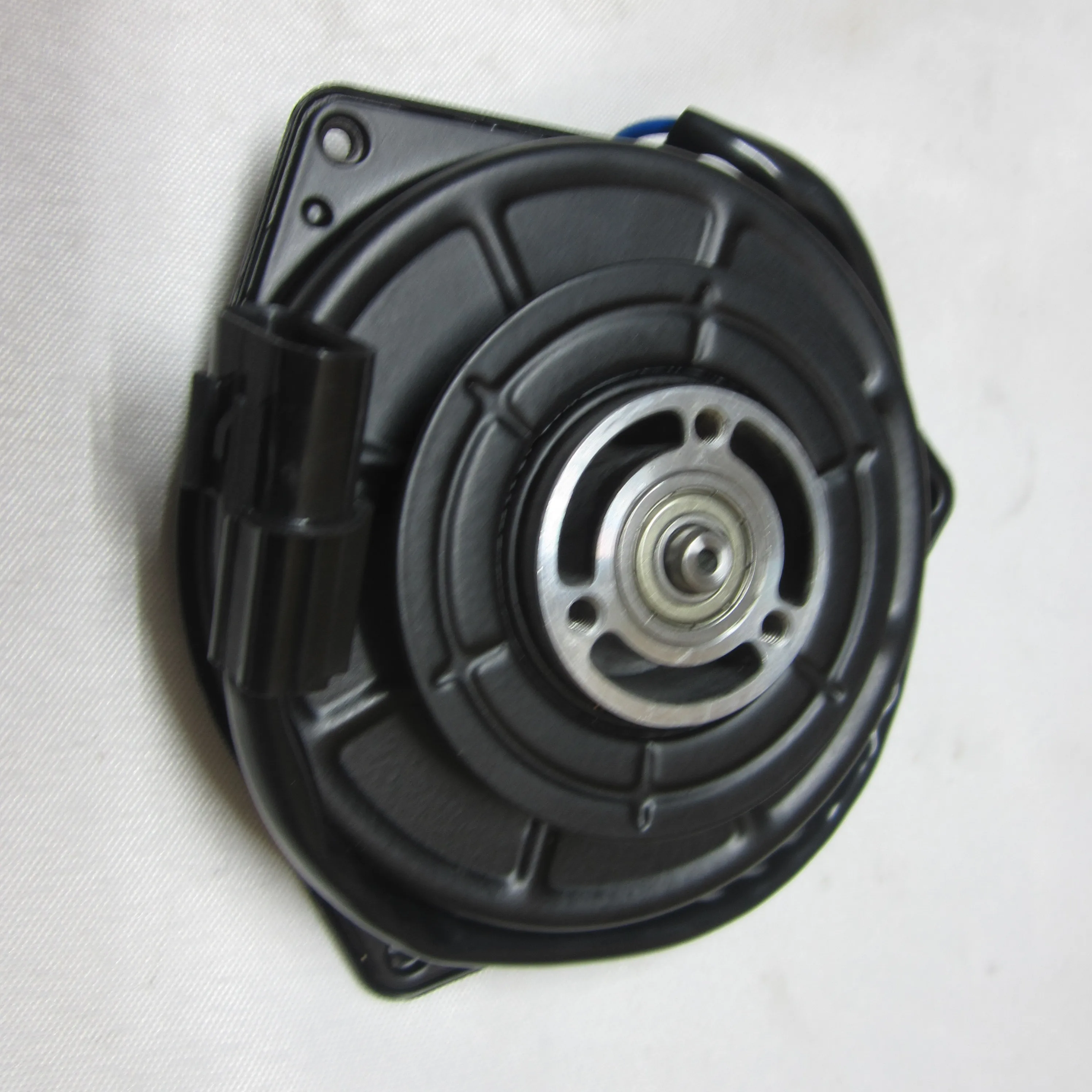 Auto AC Fan Motor For Japanese car 065000-2061 12V 11D