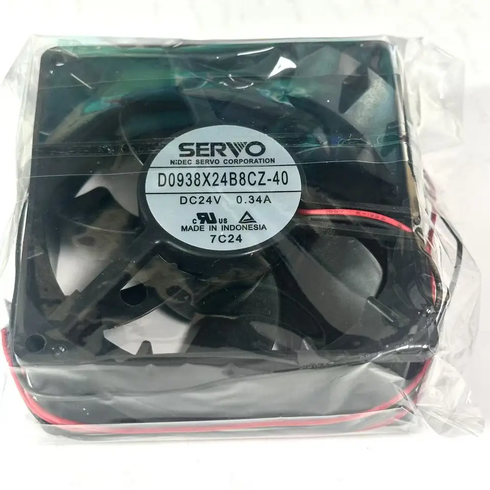 SERVO D0938X24B8CZ-40 DC 24V 0.34A 2-Wire 90x90x38mm Server