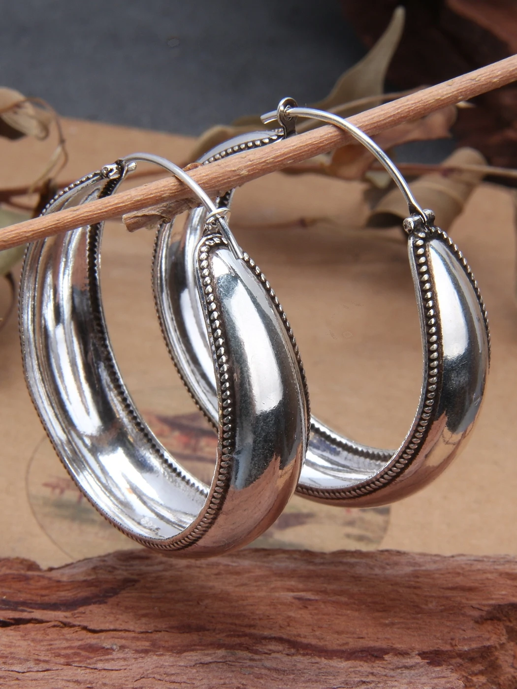 orecchini-a-cerchio-grande-in-argento-puro-s925-lucidi-e-brillanti-stile-hong-kong-personalizzati-ed-esagerati-accessori-versatili-da-donna