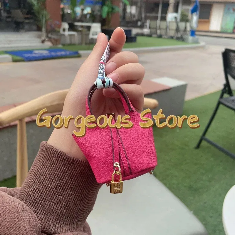 Mini H Home Vegetables Baskett Bag Pendant Decorative Leather Car Keychain Earphone Bag Pendant