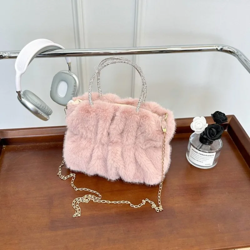 

2025 New Luxury Brand Ladies Fashionable Leather Hand Bag Famous Designer Classic Paris Style Trendy Design Casual Simple