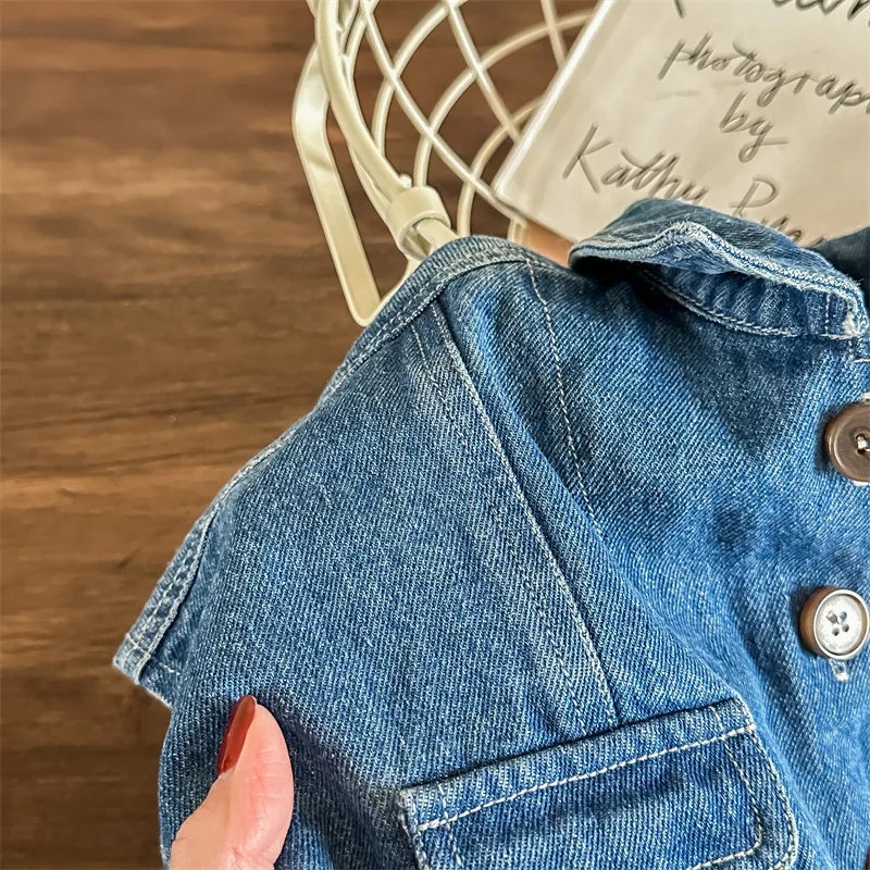 2024 New Spring Girls Denim Vest Fashion Children Sleeveless Coat Solid Baby Boys Denim Jacket Cardigan Kids Clothes