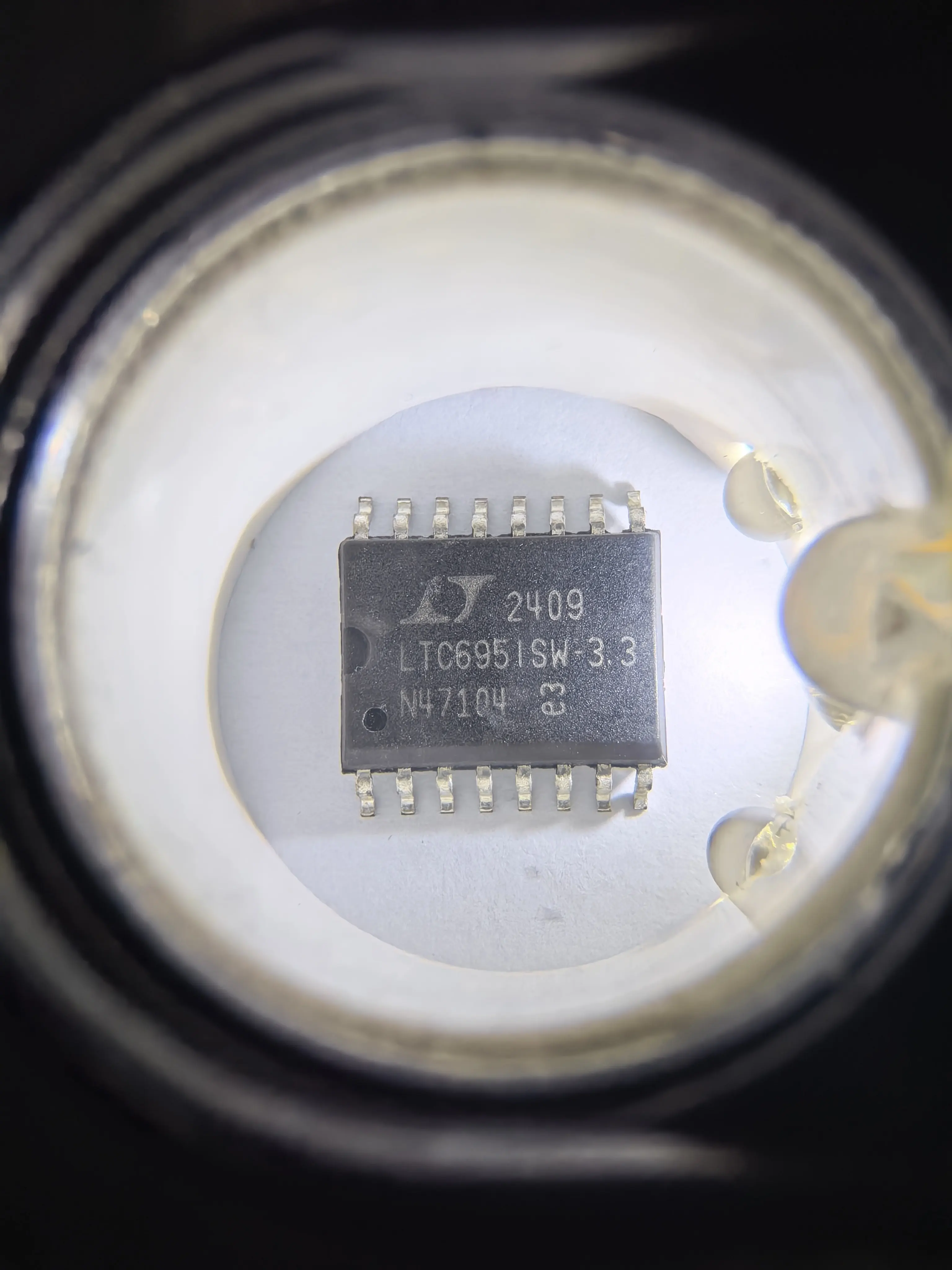 LTC695CSW LTC695CN LTC695IN LTC695ISW LTC695CSW-3.3 LTC695ISW-3.3 LTC695 - Microprocessor Supervisory Circuits