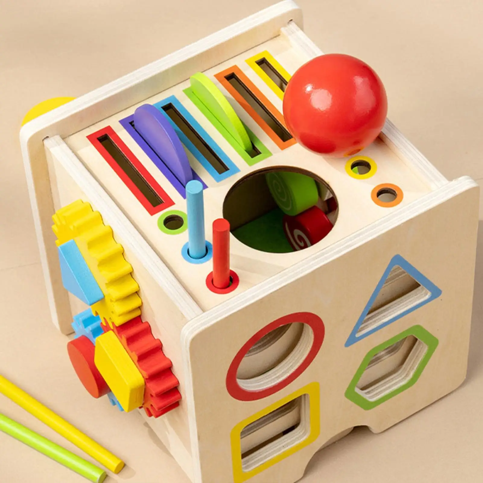 

Кубик активности 8 в 1, деревянная обучающая игрушка, игровой куб для вечеринки, игровой комнаты, классной комнаты, дома, дня рождения, для девочек и мальчиков, детей 1-6 лет