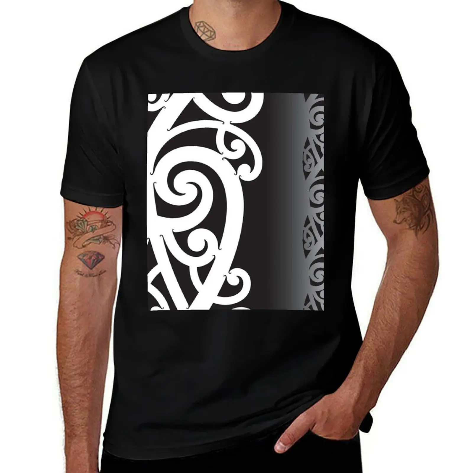 Black and White Layered Māori Koru Design T-Shirt Big Size Daily Wear T-Shirt