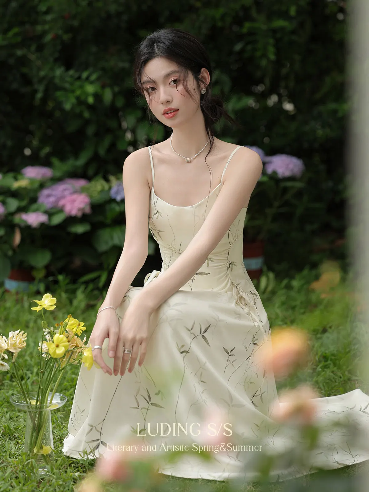 

ALXNAN Plus Size Women's Dress Green Summer New Chinese Style Sleeveless Dresses Casual Party Evening Long Dress Ladies D02920