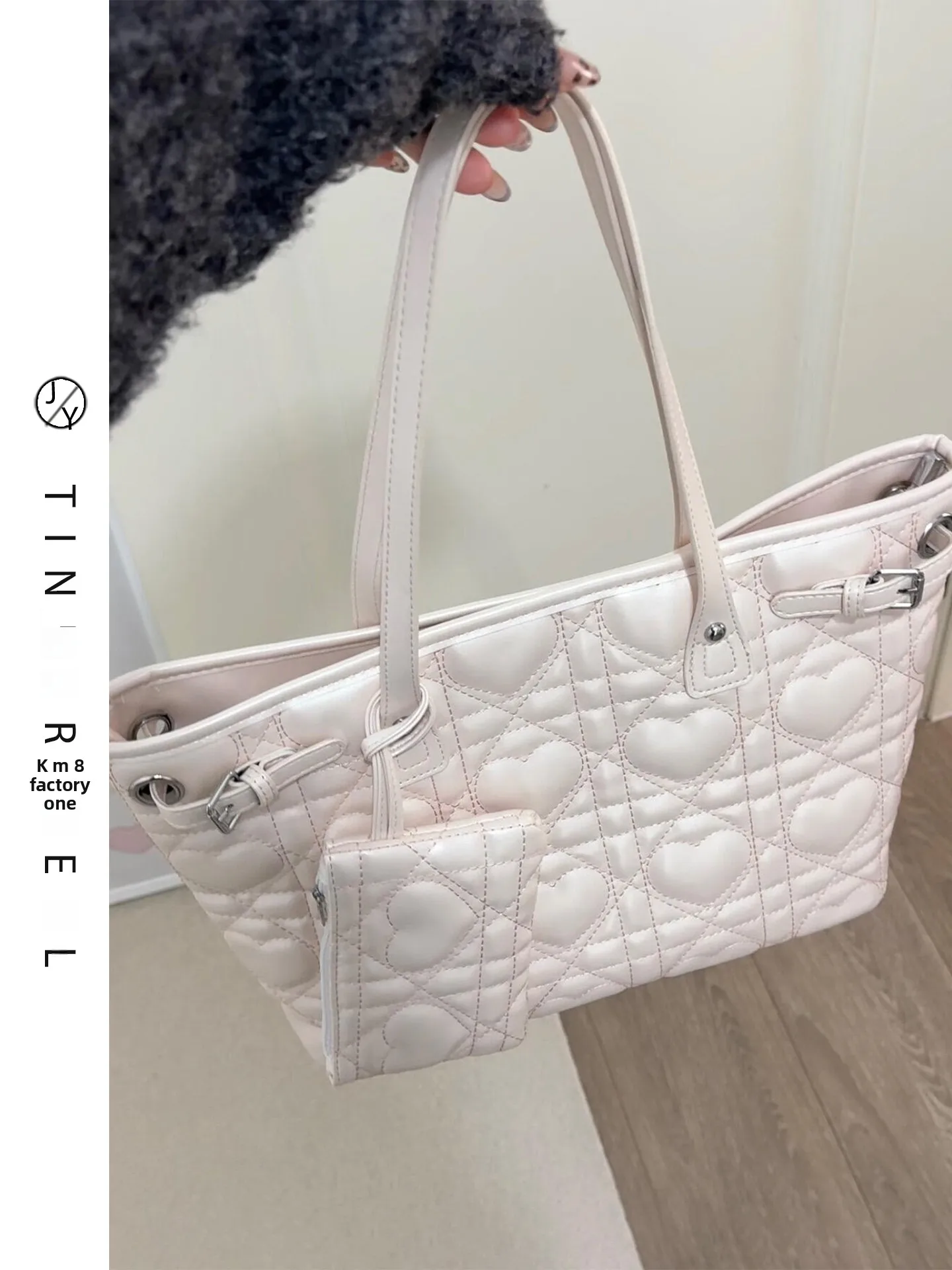 

Luxury Tote Bag Women's Commuter Large Capacity Shoulder Handbag Casual Simple Style Soft Handle Diamond Patterned Bag