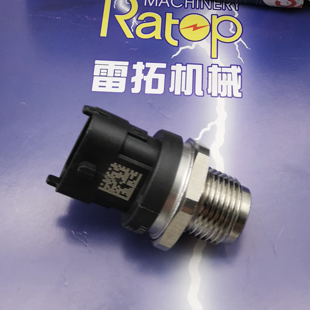 Excavator Pressure Sensor  VOE20973777 VOE20792328 20973777 20792328 Common Rail Pressure Sensor 028100293 for EC210 EC210B EC21