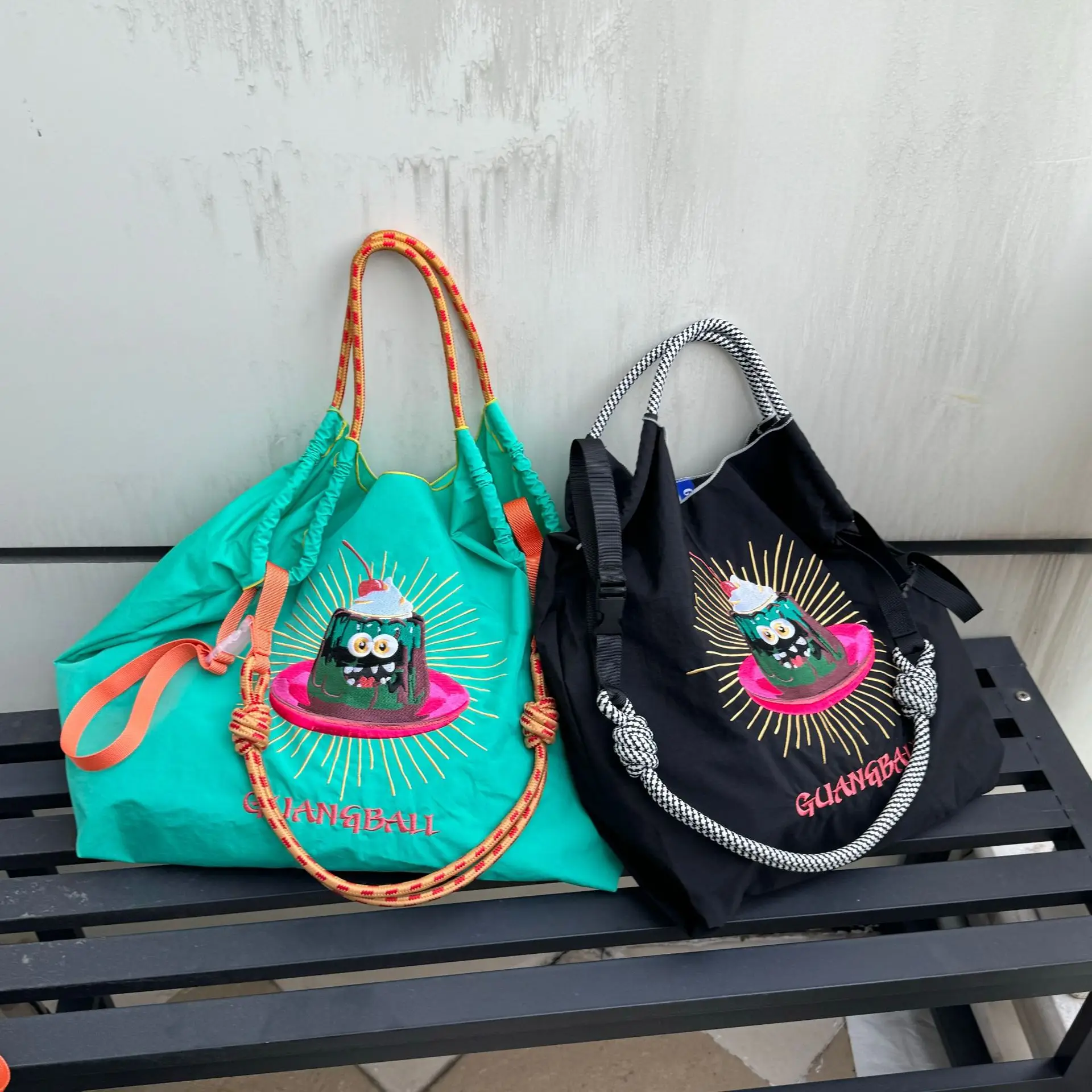 

Jelly Embroidery Tote Bag Lager Capacity Cake Women Shoulder Bag Japan Style Nylon Handbags Shopper Purses Cartoon Eco Bags NEW