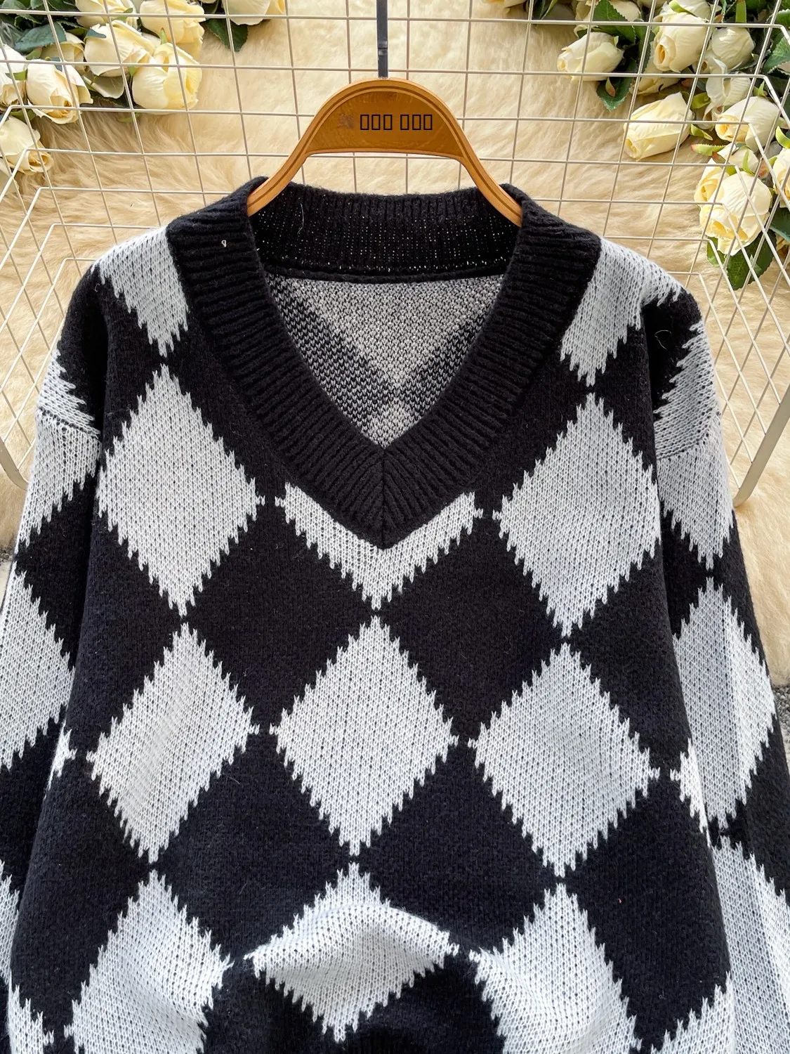 فضفاضة تناسب V-Ne طويلة Sve متماسكة سترة المرأة الكورية Sle كسول تصميم الرجعية الماس نمط اللون بلو محبوك irt #2