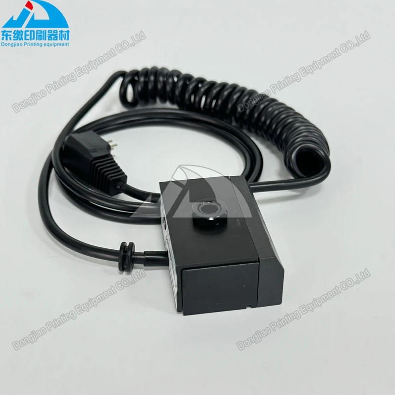 

037U309444 Sensor KK03/3F Water Lever Sensor for Roland 600 700 Printing Machinery Spare Parts Water Level Sensor KK03/3F