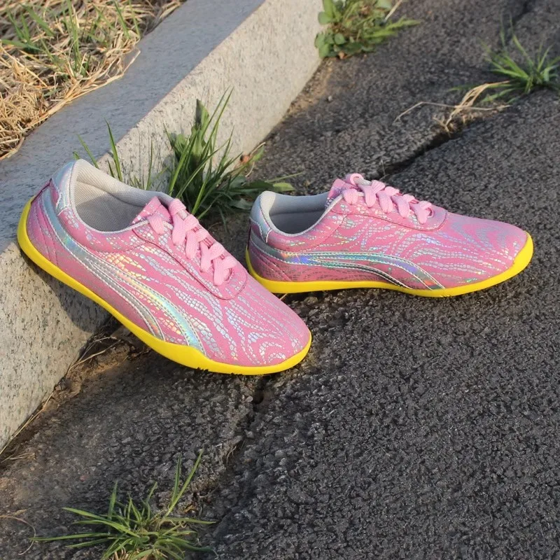 

All-New 2025 Professional Unisex Lightweight Durable Anti-Slip Martial Arts Shoes, Engineered for Peak Tai Chi Performance