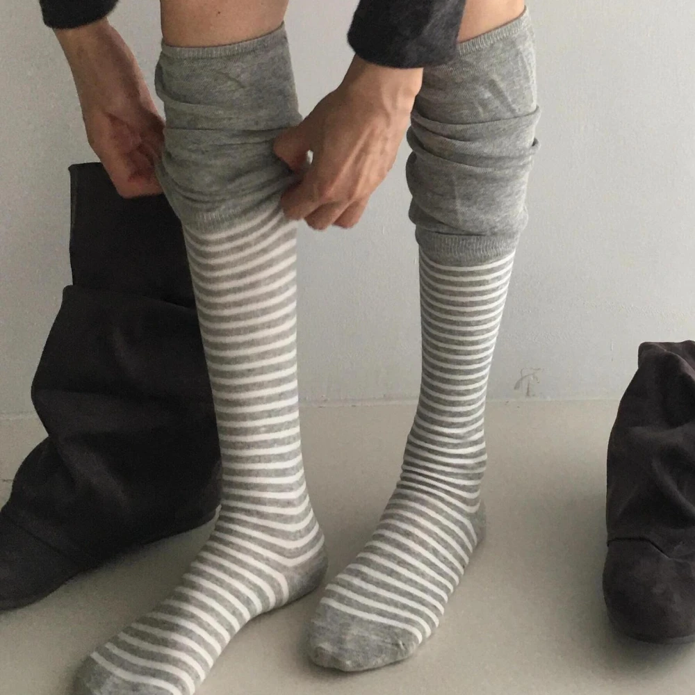 Color Block Stripe Ins Splicing Slouch Socks Y2K Punk Gothic Style Women Trendy Over Knee Socks Daily Commuting Long Socks