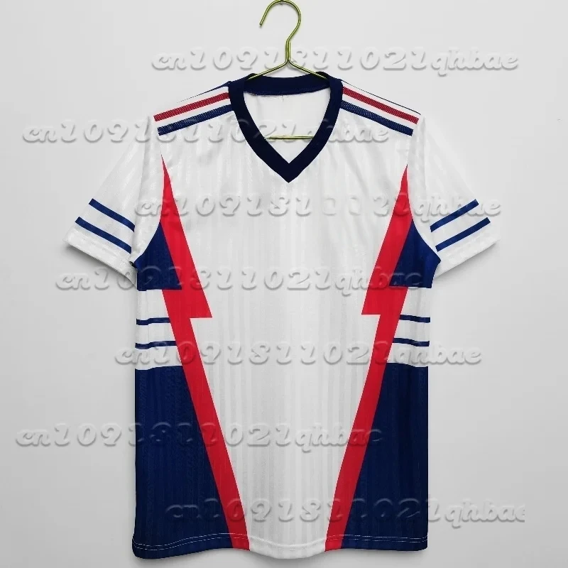 

Fashionable Outdoor Football Training Shirt for Men and Women, Breathable Quick Drying Loose Casual T-shirt, Oversized T-shirt.