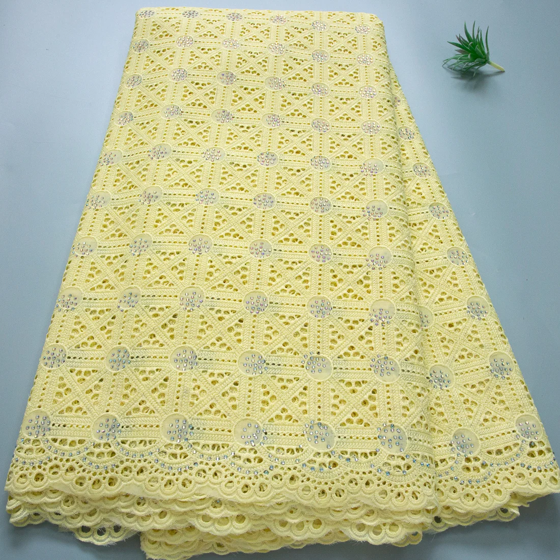 Yellow High Quality Embroidered Cotton Fabric Crystal 2024 5Yard African Lace Fabric Swiss Voile Lace Nigerian Party Dress A3831