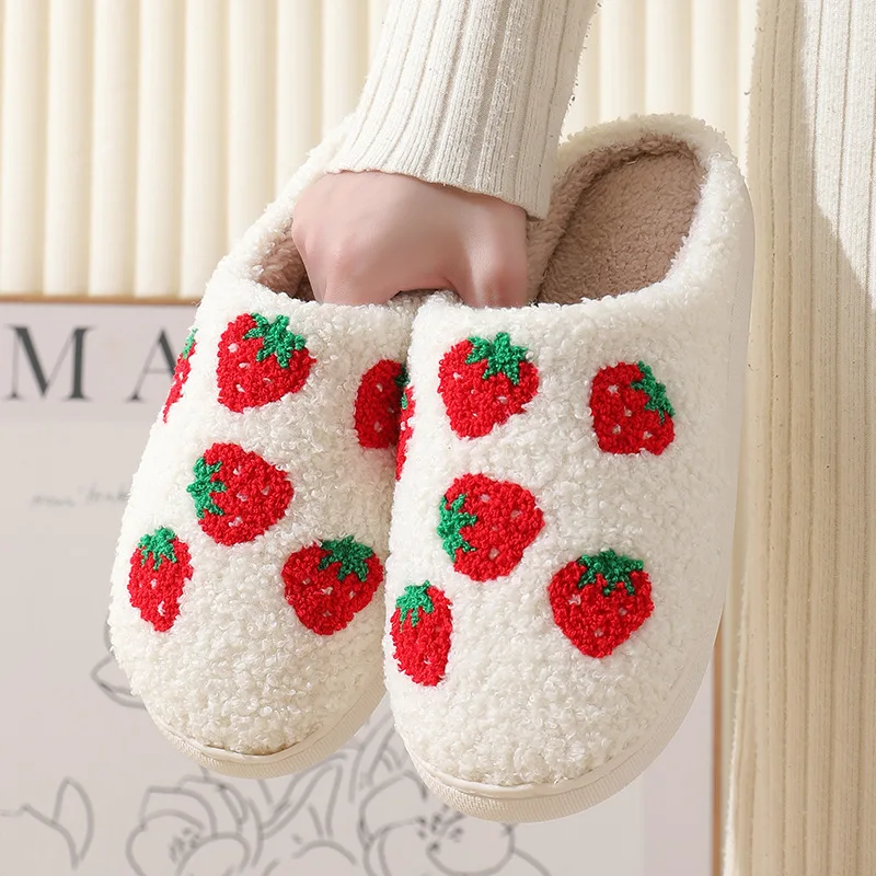 Strawberry Cartoon Plush Slippers Comfortable Home Slippers Winter Polar Fleece Warm Slippers Thick Soft Sole Indoor Slippers