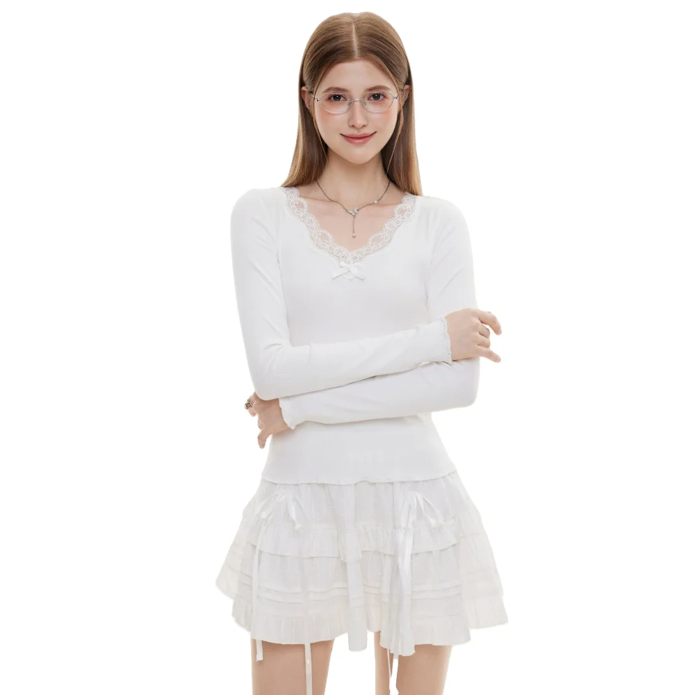 Felpa da donna Y2k Top a maniche lunghe da donna in pizzo bianco con scollo a V Abbigliamento da strada per donna in autunno Abbigliamento da donna