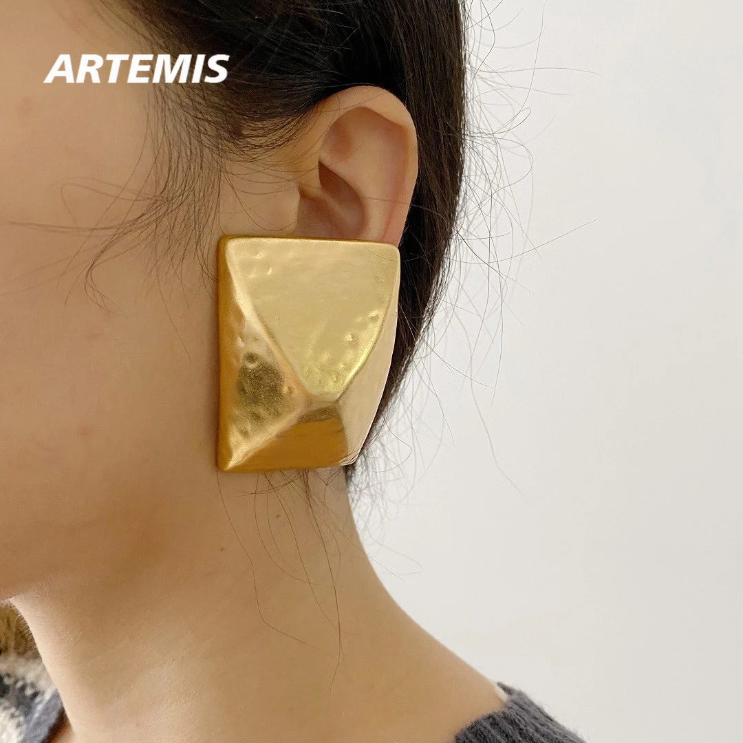 

Europe America Famous Designer Exaggerated Super Large Earrings Ear Clip Women Top Quality Luxury Jewelry Trend