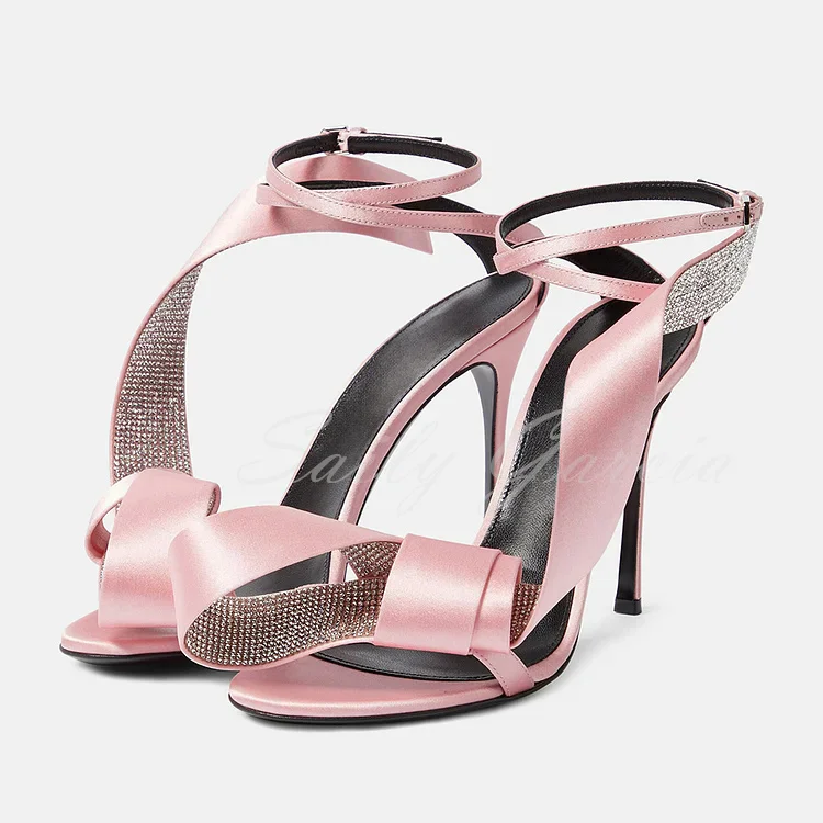 

Розовые атласные сандалии со стразами и открытым носком, женские элегантные модельные туфли на шпильке со спиральным ремешком и пряжкой на пятке с кристаллами