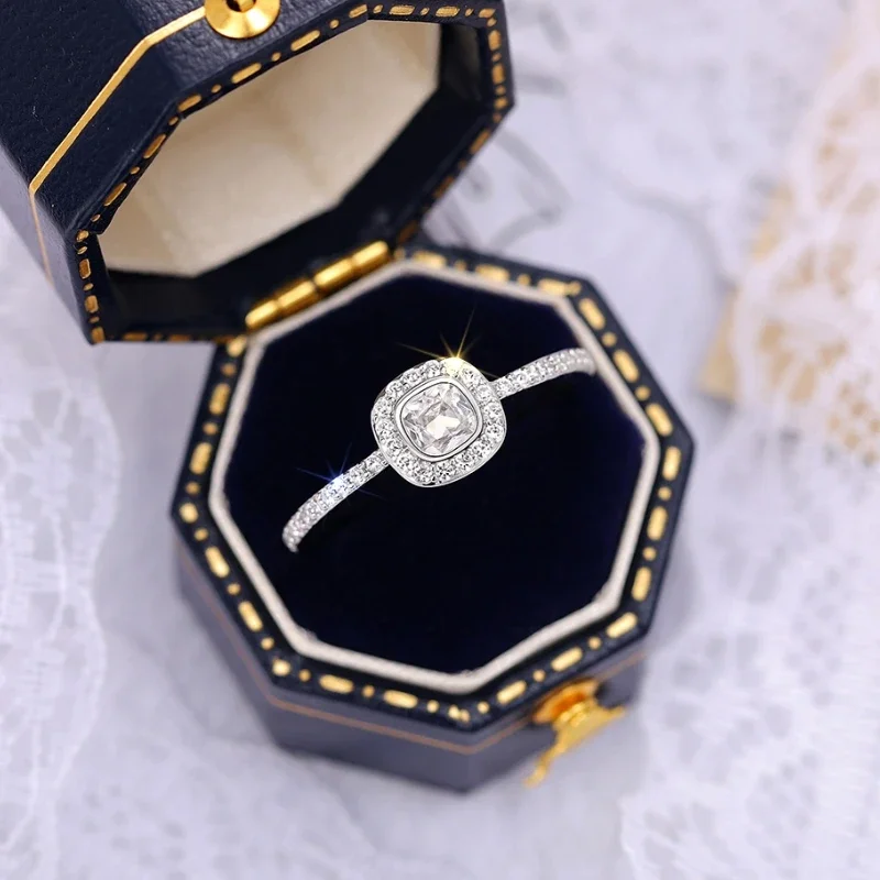 Huitan Luxus Hochzeit Ringe für Frauen AA Kristall Kubikzircon Silber Farbe Temperament Elegante Weibliche Jahrestag Ringe Schmuck