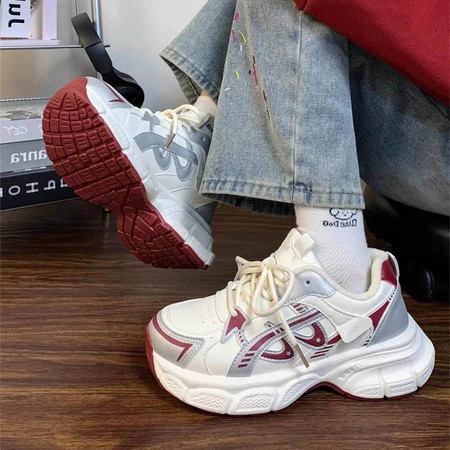 

Niche Style Chunky Sneakers for Women 2025 Winter Original Design Thick Bottom Height Boost Vintage Americana Warmth Sportswear