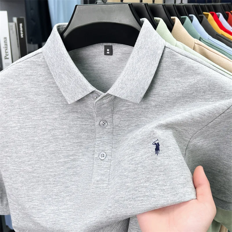 2026 Neues Luxus-Herren-Polohemd mit Pony-Stickerei - Hochwertiges Besticktes Kragen-Kurzarmhemd für Casual und Formelle Anlässe im Sommer