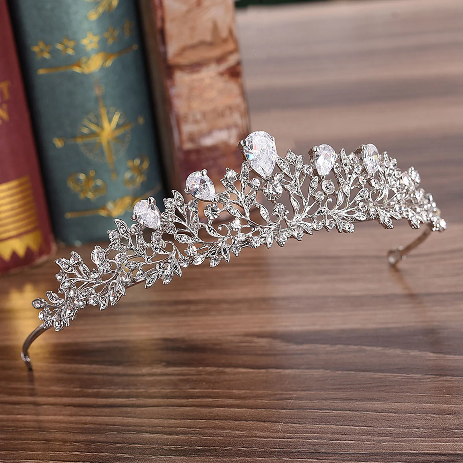 Princess Imitation Crystal Tiara Princess Baroque Lady Dazzling Headdress for Stage Performance School Ball