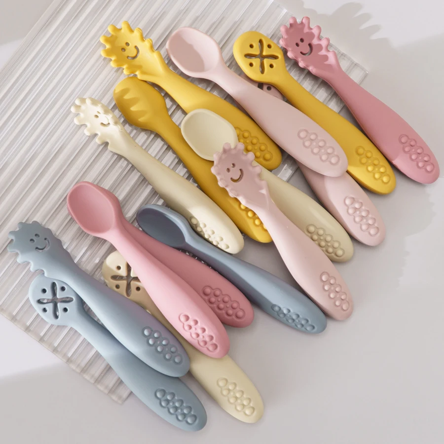 Free Personalized Name Or Logo Baby Feeding Spoons Set Toddler Training Weaning Sticky Spoon Tableware Baby Shower Gifts