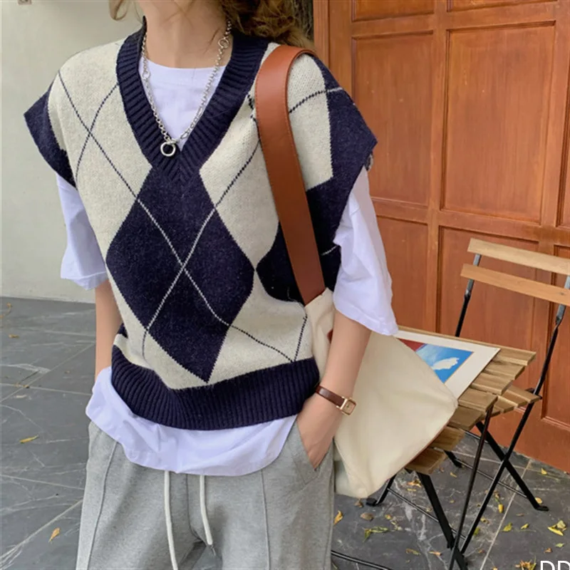 

Streetwear Knitted Pullover Preppy Style Knitwear Tank Top Autumn and Spring V-Neck Waistcoat Women Knit Sweater Vest XK68