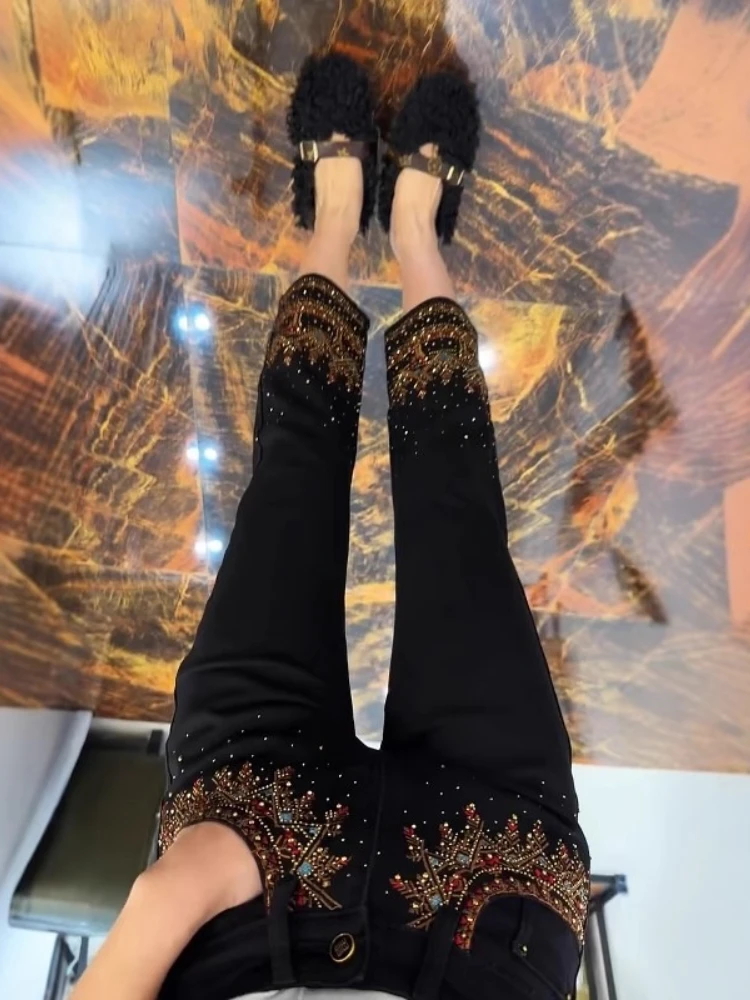 

2025 New Jeans Women Autumn High Quality Embroidered Hot Drilling Straight Leg Pants Stretch Plus Size Nine-Point Denim Trousers