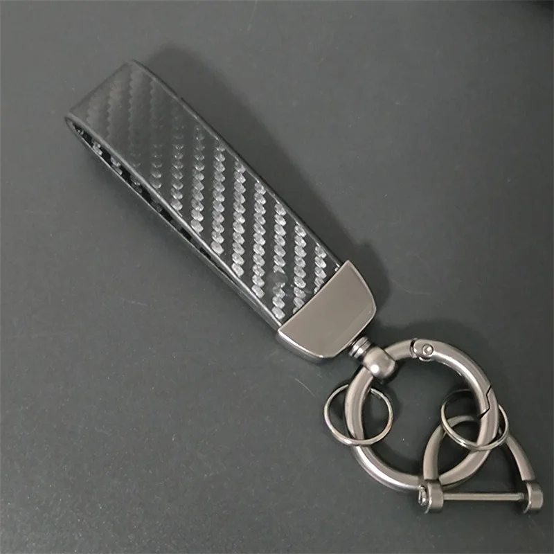 Carbon Fiber Styl Car Keychain Ring 360 Degree Rotating Key Chain Keys Holder Universal Luxury Keyring Car Accessories