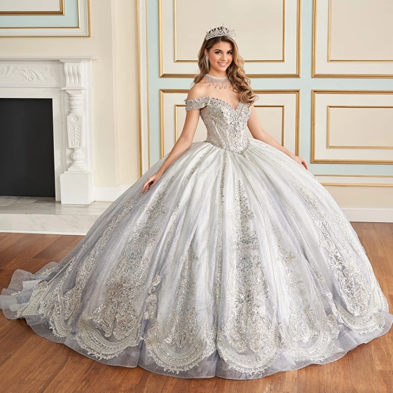 

Luxury Silvery Quinceanera Dresses 2024 Lace Appliqued Beads Crystal Tull Ball Gown Vestidos 15 De Quinceañera Sweet 16