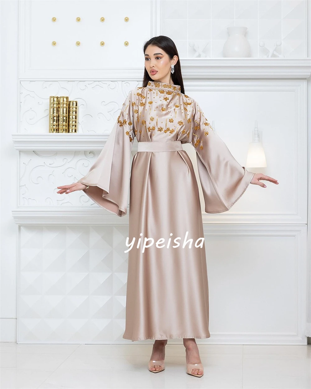 Robe trapèze à col haut en satin avec biscuits, robes mi-longues perlées, occasion sur mesure, Quinceanera