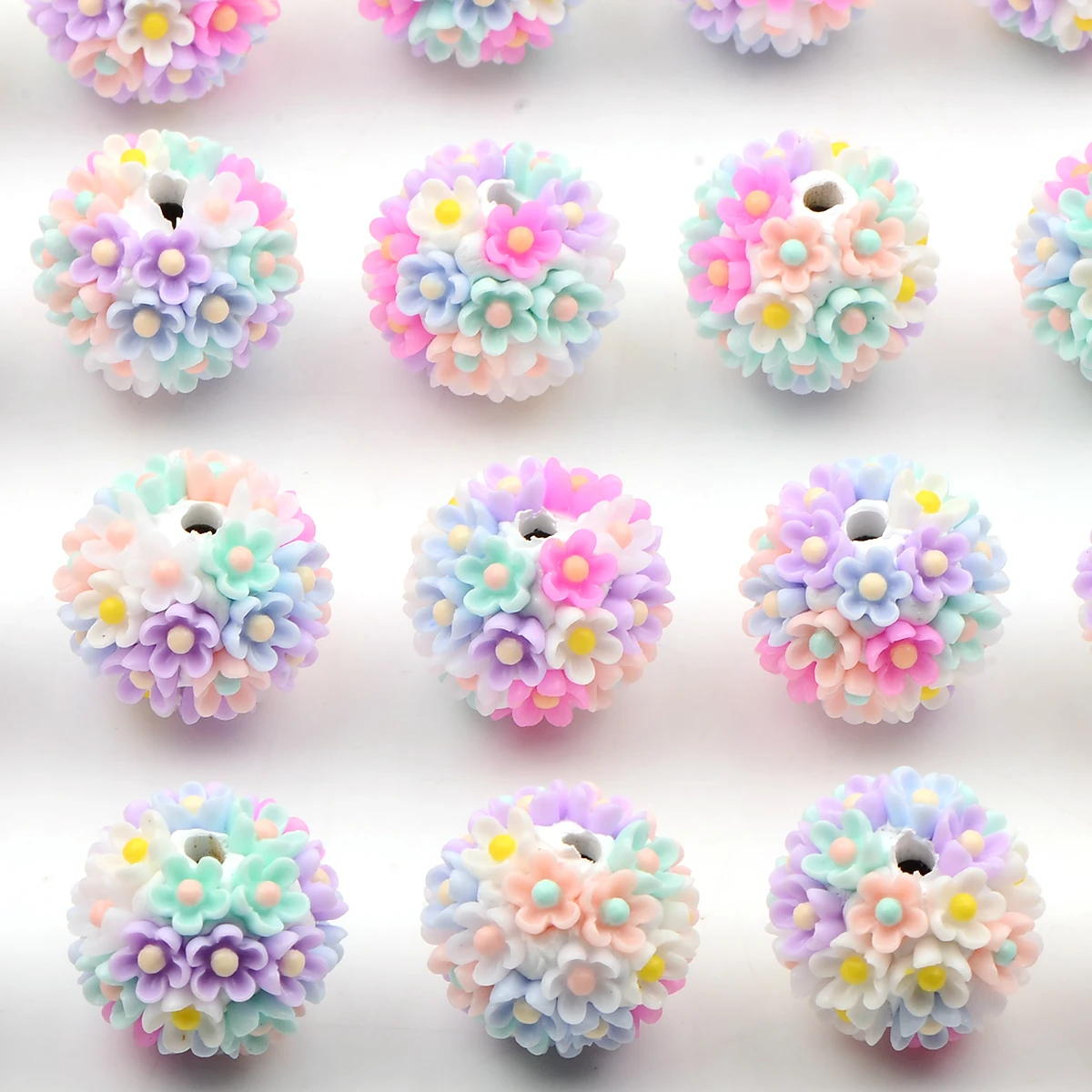 4pcs Beautiful Flower Balls Round Beads for Jewelry Making DIY Bracelet Phone Pen Bag Chain Beaded Decors Accessories