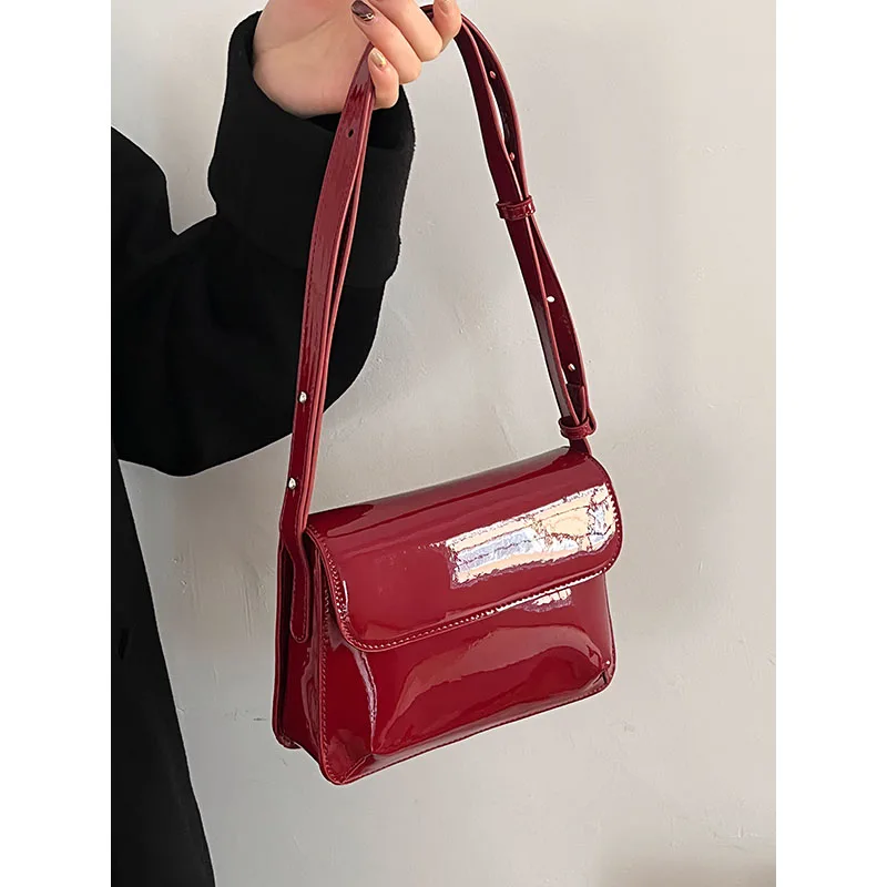 Retro Red Lacquer Leather Small Square Bag Underarm Bag 2023 New Fashion Versatile Square Handheld Shoulder Bag Crossbody Bag