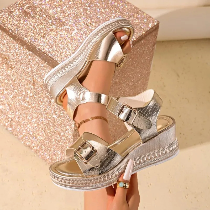 Women's Platform Sandals Open Toe Low Wedge Heel Crocodile-Look Texture Ankle Strap Buckle Casual Summer Daily Walking Footwear