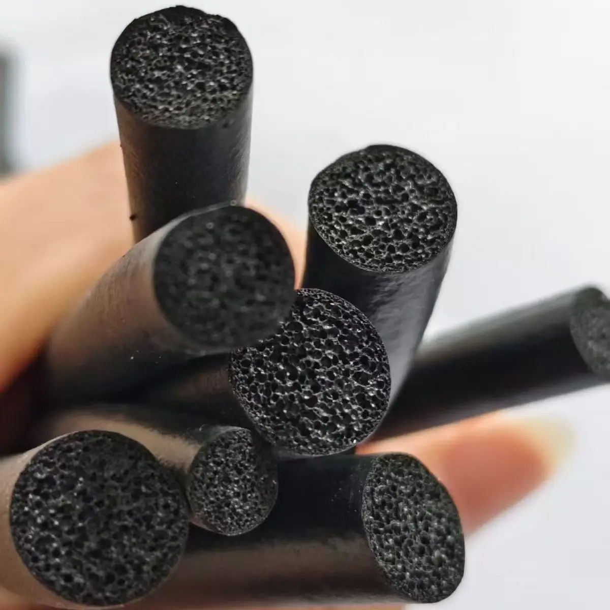 1-30M EPDM Sealling Strip 1.5/2/2.5/3/3.5/4/4.5/5/5.5-22/25/30mm Sound Proofing Dustproof Foamed Rubber O Type Round Seal Strips