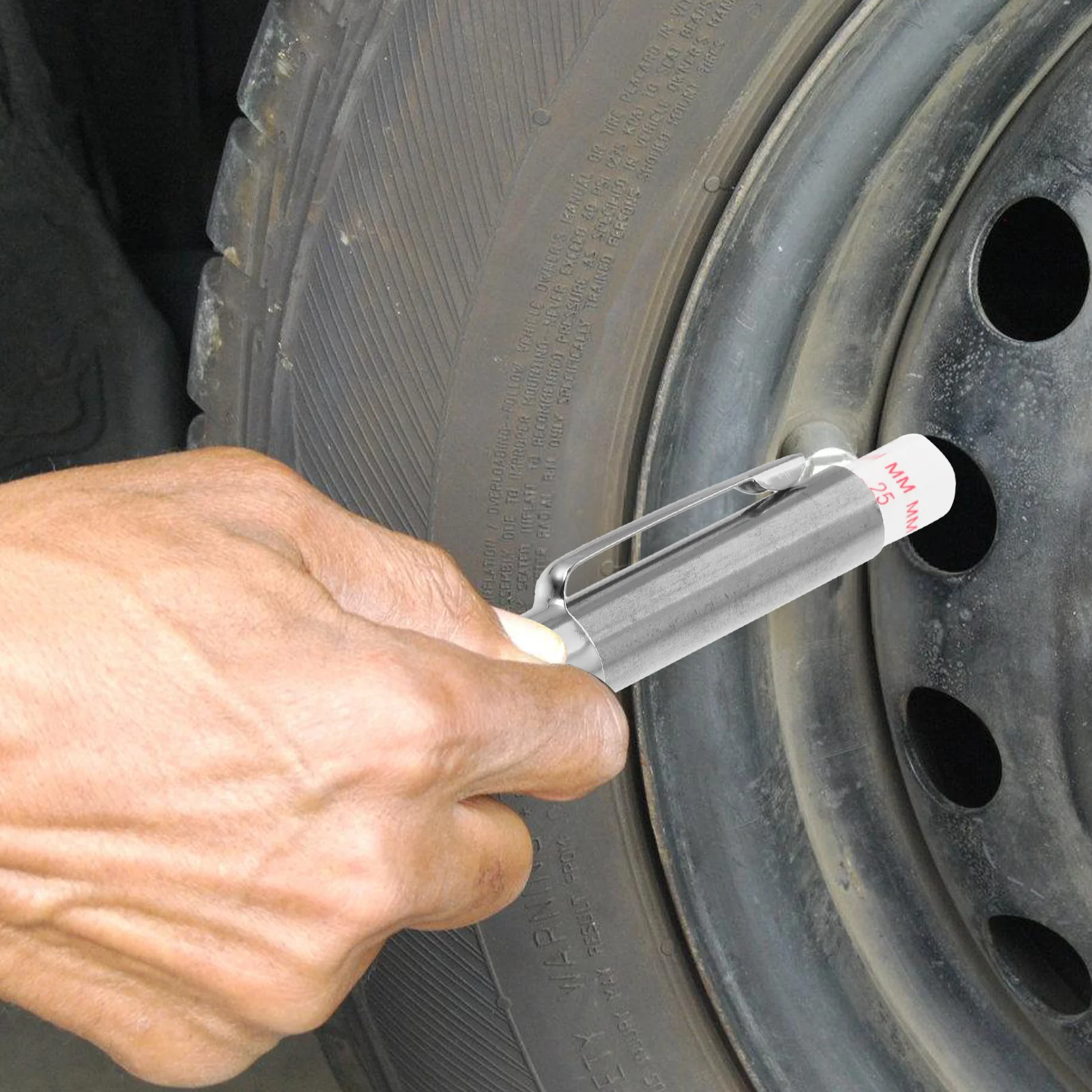 

Tire Tread Depth Gauge Tool 0-25mm Accurate Portable Lightweight Plastic Measure for Car Tire Measurer Tool