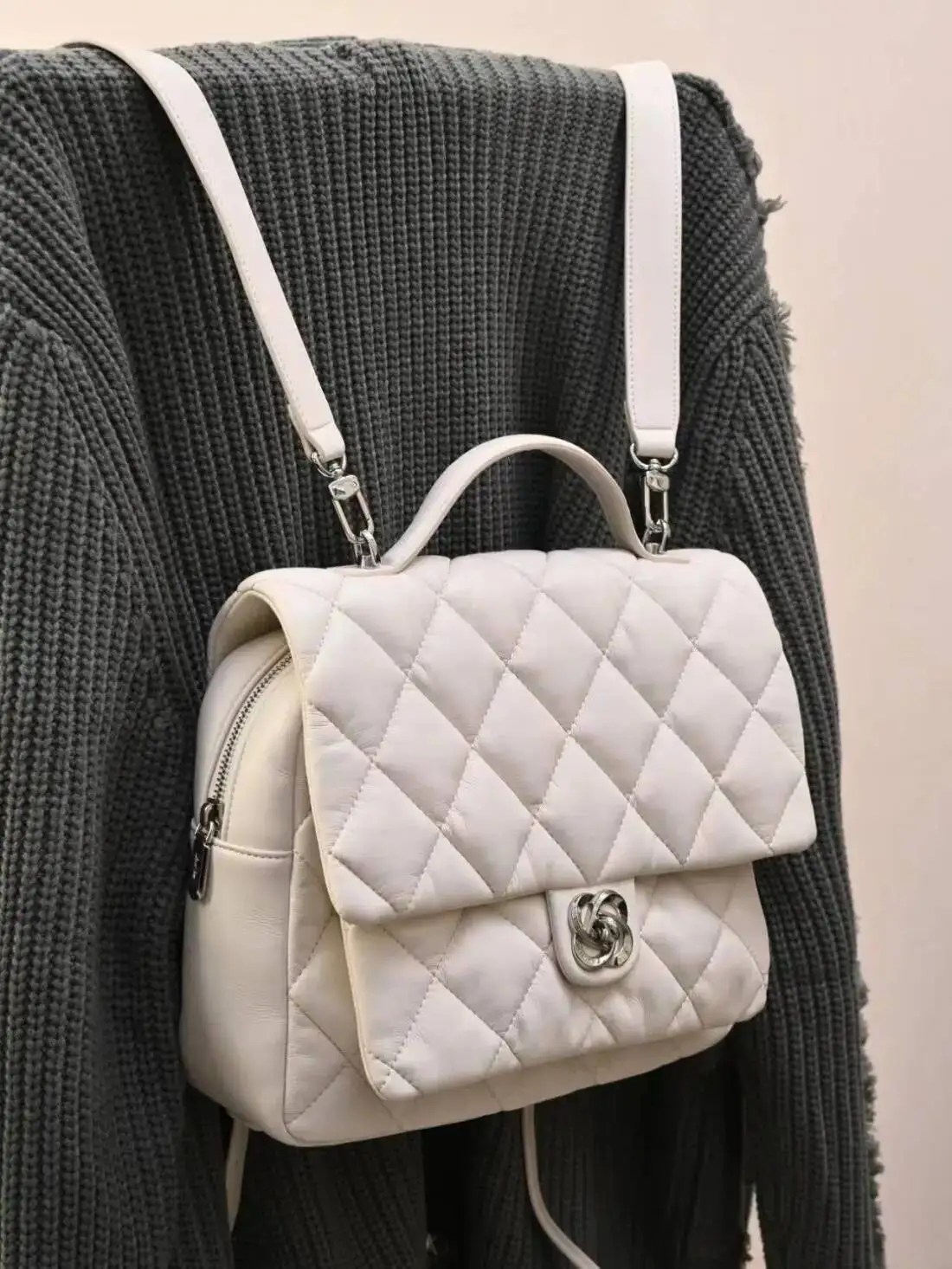 

Bloom High Street White Backpacks Women Sweet Cool Pu Leather Soft Casual Mini Backpack Female Retro Y2k Mochila Aesthetic