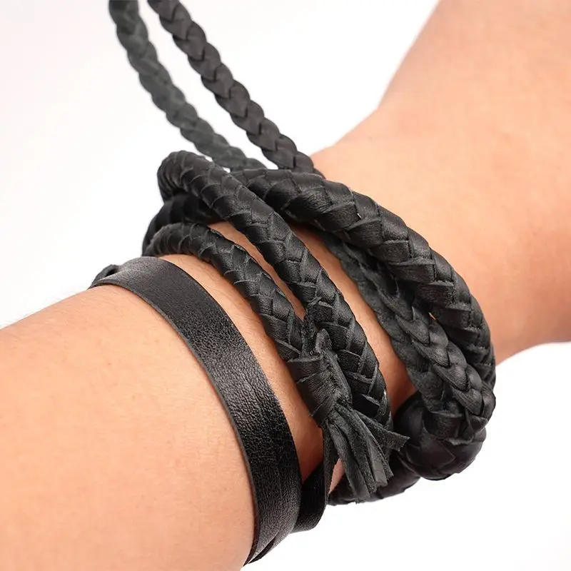 Outdoor Portable EDC Cowhide Bracelet Small Leather Whip Self-defense Tool Whip