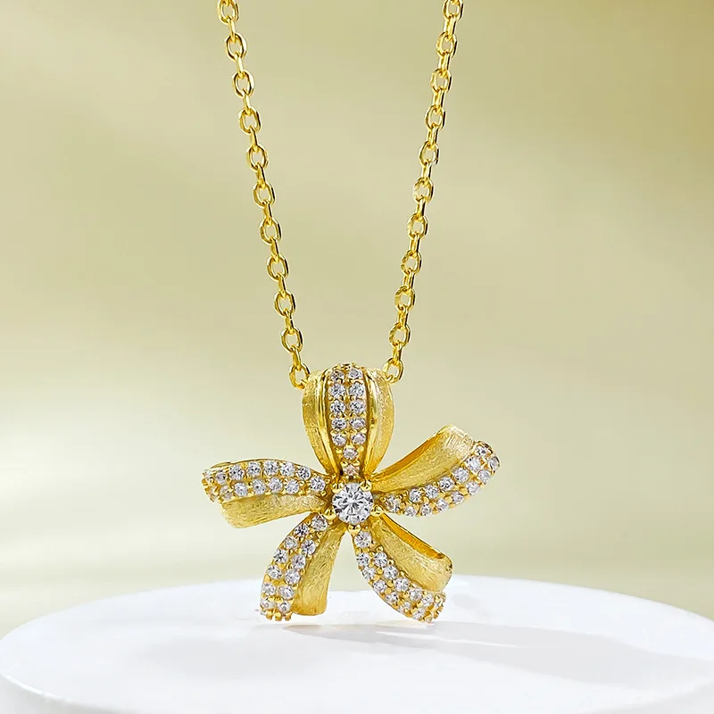 

New S925 Silver Plated French Romantic Gold Flower Pendant, New Middle Ages Necklace, Female Live Broadcast Style