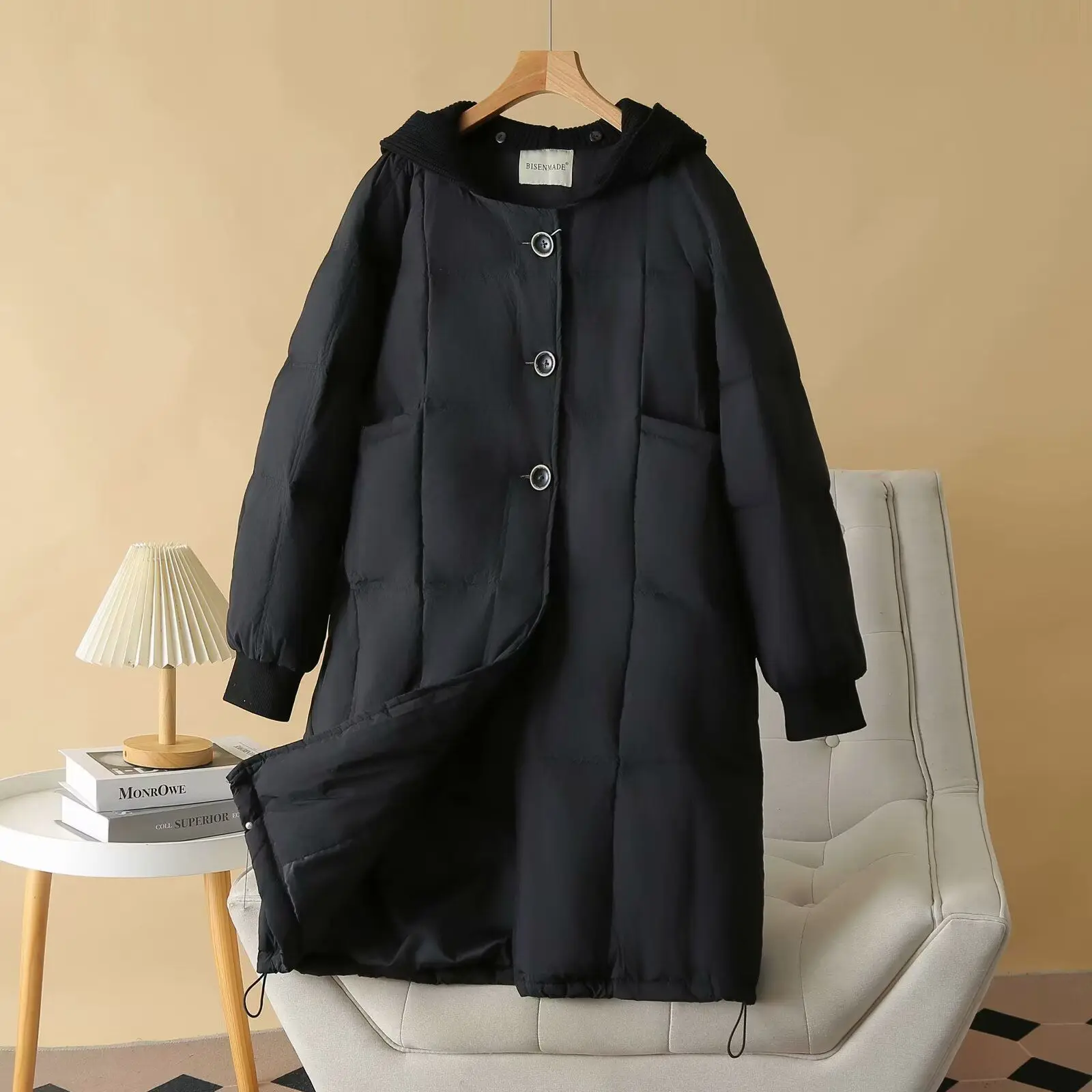 Nueva chaqueta de invierno para mujer, chaqueta de plumón con capucha de punto de gran tamaño para ir al trabajo