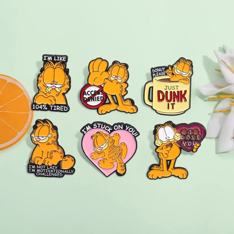 Broche esmaltado de animales para niños, insignias de gato, Garfield de dibujos animados, Pin de solapa de mezclilla, accesorios de joyería, regalo para mejores amigos