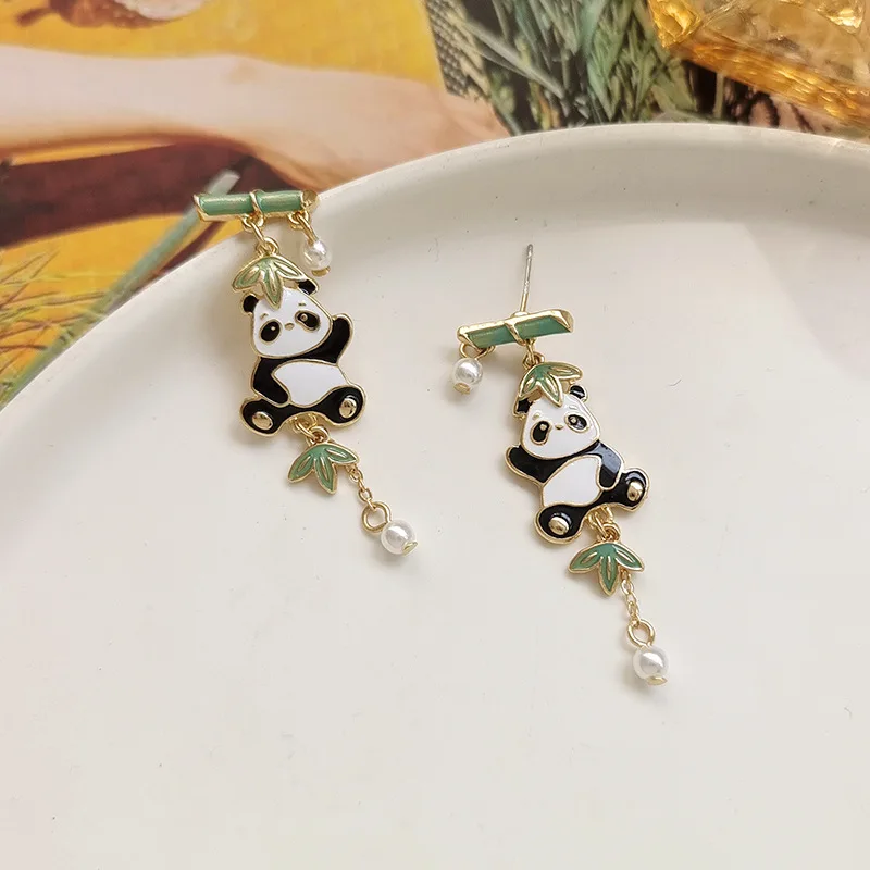 Cute Panda Earrings Fashion Asymmetrical Panda With Bamboo Pendant Earrings Kawaii Small Earring Jewelry Wholesale Accessories