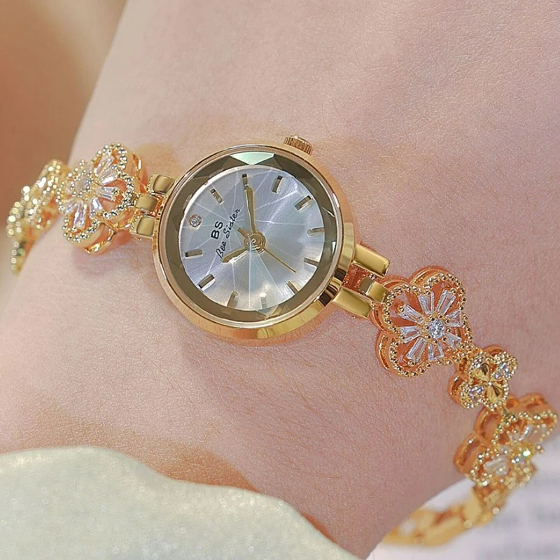 Fashion Ladies Women's Watches Clover Quartz Wristwatches Stainless Steel Bracelet Wristwatch Montres Chain Watch Reloj de mujer
